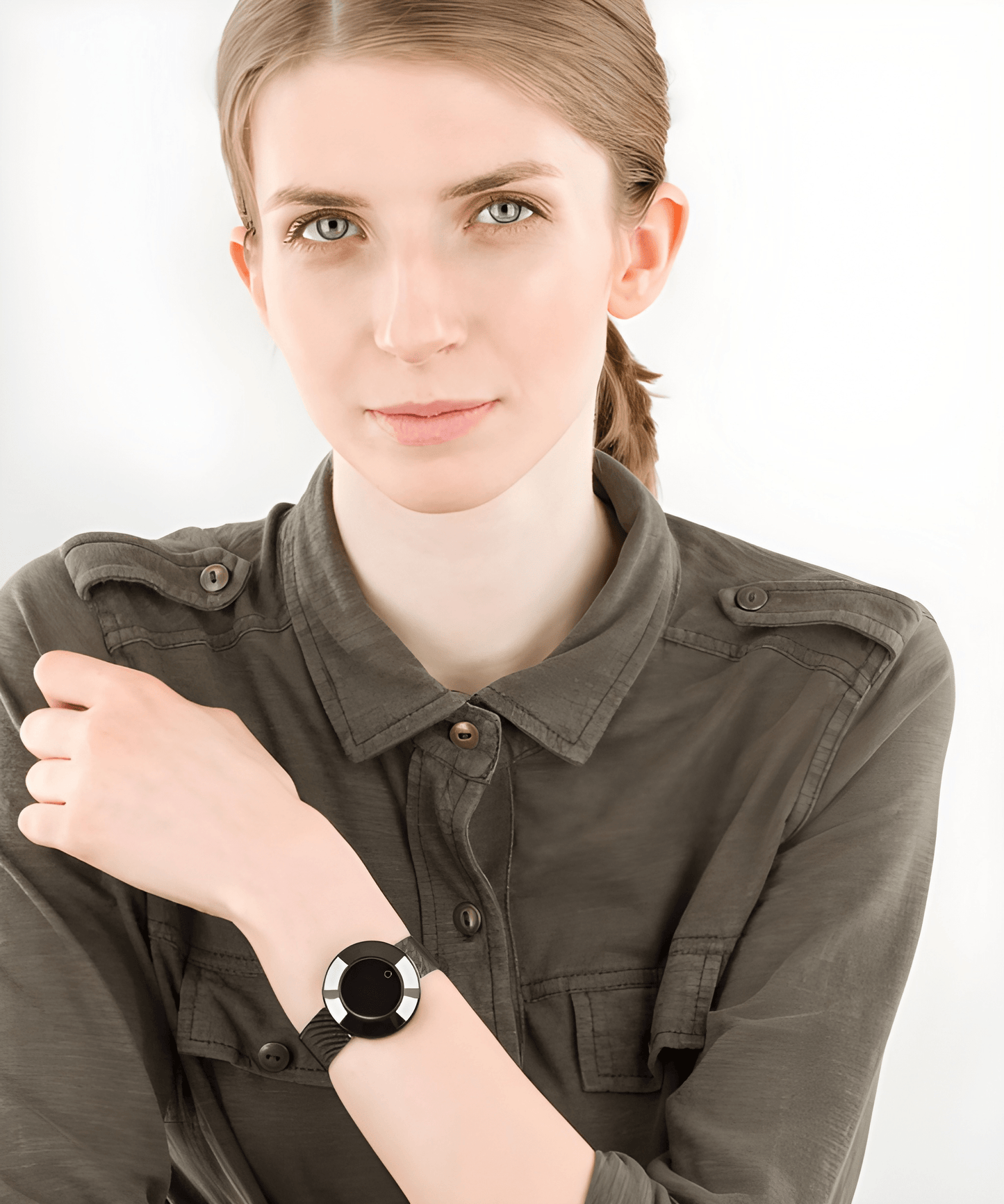 Ladies Smart Watch with Mesh Strap (Golden)